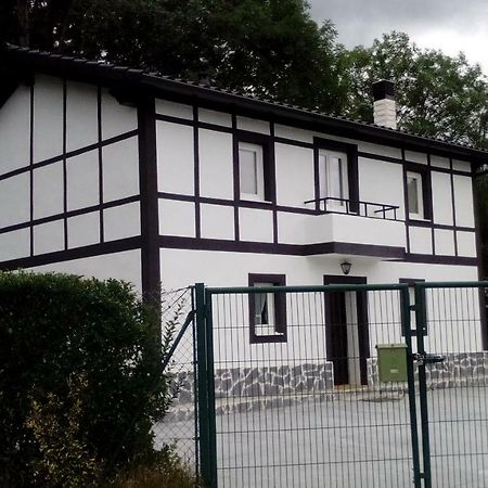 فيلا Lavin Etxea San Esteban de Galdames المظهر الخارجي الصورة